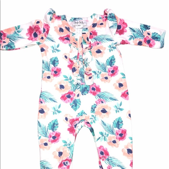 Nicole Miller size 0-3 months floral pajama onesie - Picture 2 of 4